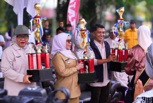 Wakil Bupati Kampar Resmi Buka Turnamen Sepak Bola Camat Cup I Tahun 2026 di Kampar Kiri