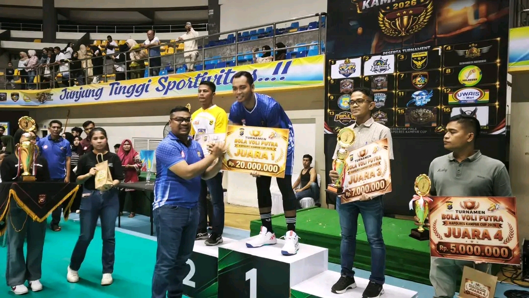 Hari  Bhayangkara Ke-80 – Polres Kampar Juara Turnamen Voli Kapolres Cup, Harapkan Atlet Muda Berprestasi"