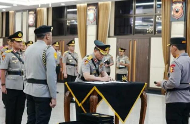 KAPOLRI TETAPKAN MUTASI DAN ROTASI JABATAN PERWIRA POLRI