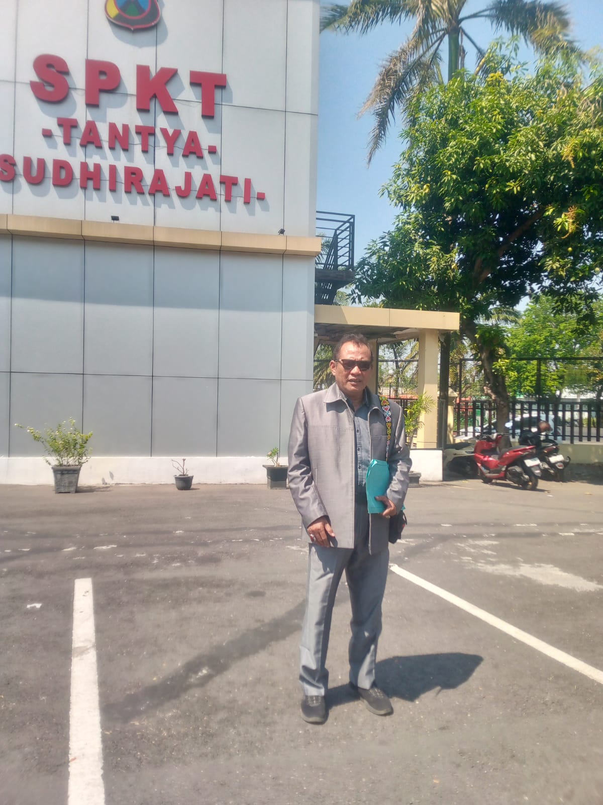 DUGAAN  PENIPUAN PENERIMAAN P3K BERGENTAYANGAN