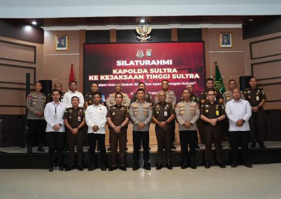 Perkuat Sinergi Penegakan Hukum, Kapolda Sultra Silaturahmi ke Kejaksaan Tinggi Sultra