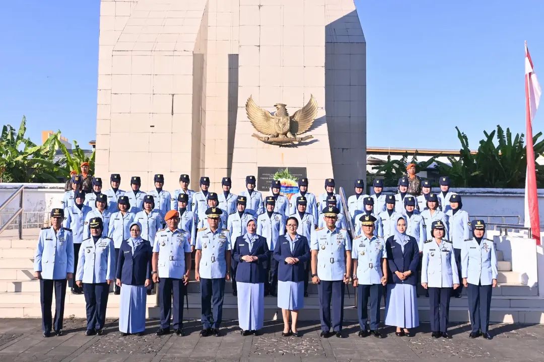 Danlanud Sultan Hasanuddin Pimpin Upacara Ziarah Peringatan ke-79 Hari Bakti TNI AU