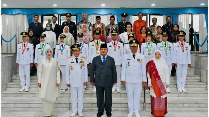 Presiden Prabowo Subianto melantik 1.204 Pamong Praja Muda Angkatan XXXIII